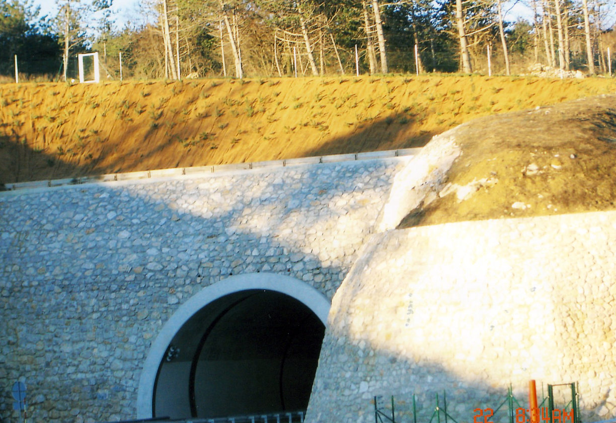 Protierozijska zaščita brežin - kokosova mreža - Grin Plus d.o.o. Celje